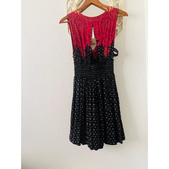 Free People Boho Dress with side cut out Sz S - Picture 9 of 9